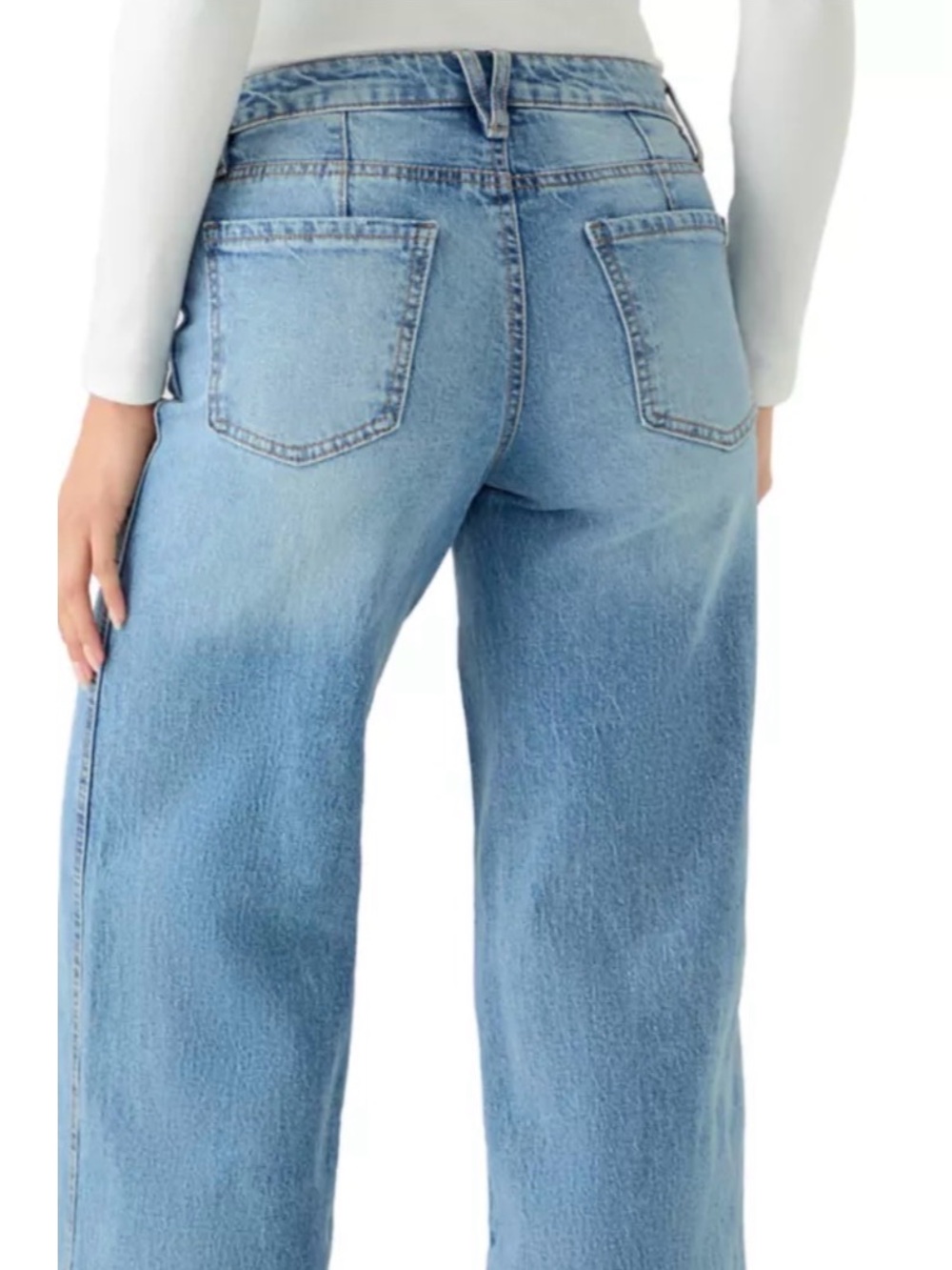 Celebrity Pink Light Wash Wide-Leg Jeans